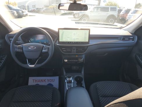 New 2025 Ford Escape Active w/ Active Premium Tech Pack image 13