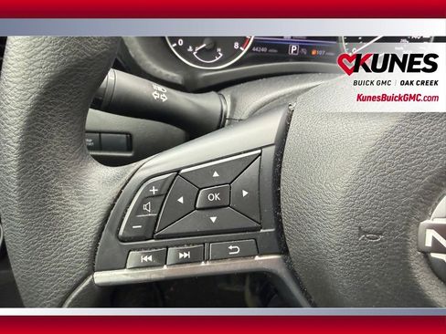 Used 2024 Nissan Sentra SV FWD image 8