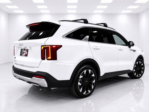 Used 2024 Kia Sorento SX FWD image 5
