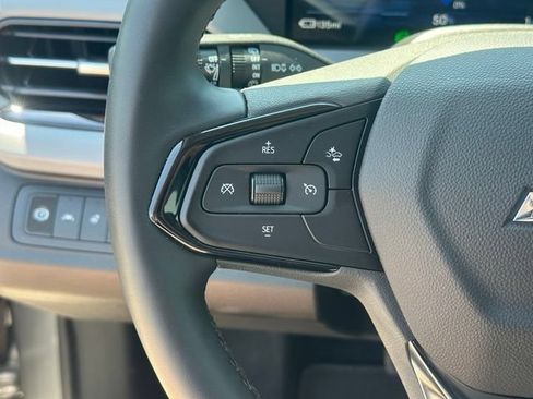 Certified 2027 Chevrolet Bolt RS w/ Technology Package FWD image 17