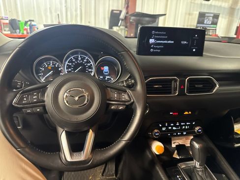 Used 2025 MAZDA CX-5 AWD 2.5 S w/ Select Package image 2