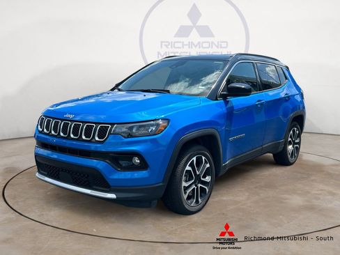 Used 2024 Jeep Compass Limited AWD/4WD image 7