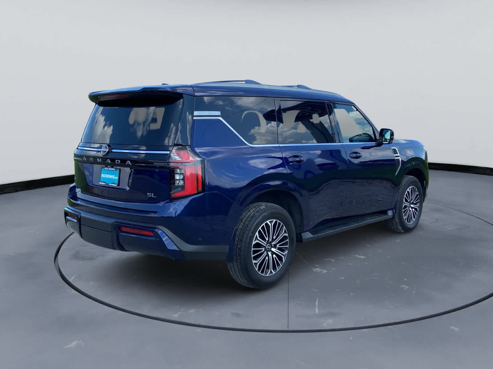 Used 2025 Nissan Armada SL AWD/4WD image 11
