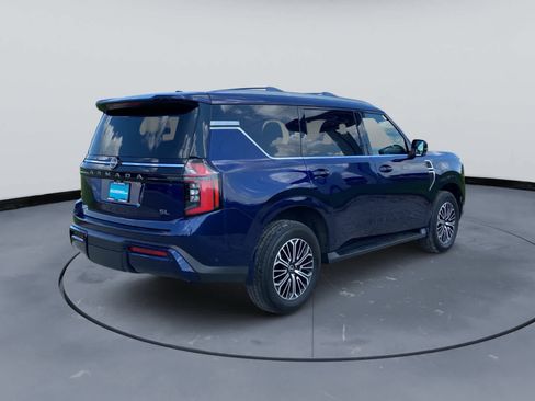 Used 2025 Nissan Armada SL AWD/4WD image 11