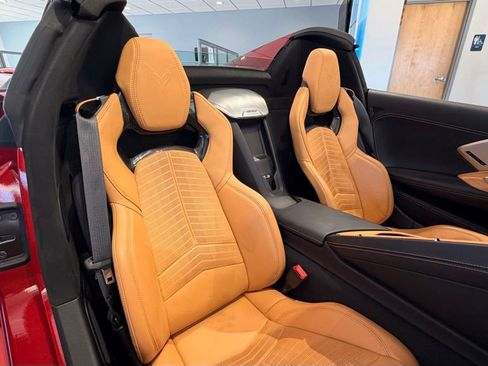 Used 2021 Chevrolet Corvette Stingray Premium Conv w/ 3LT RWD image 18