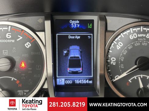 Used 2020 Toyota Tacoma SR5 image 24