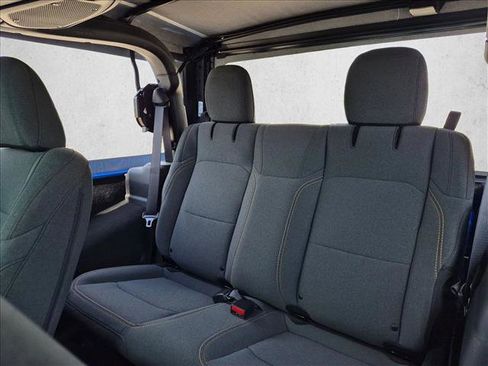 Used 2025 Jeep Wrangler Sport AWD/4WD image 16