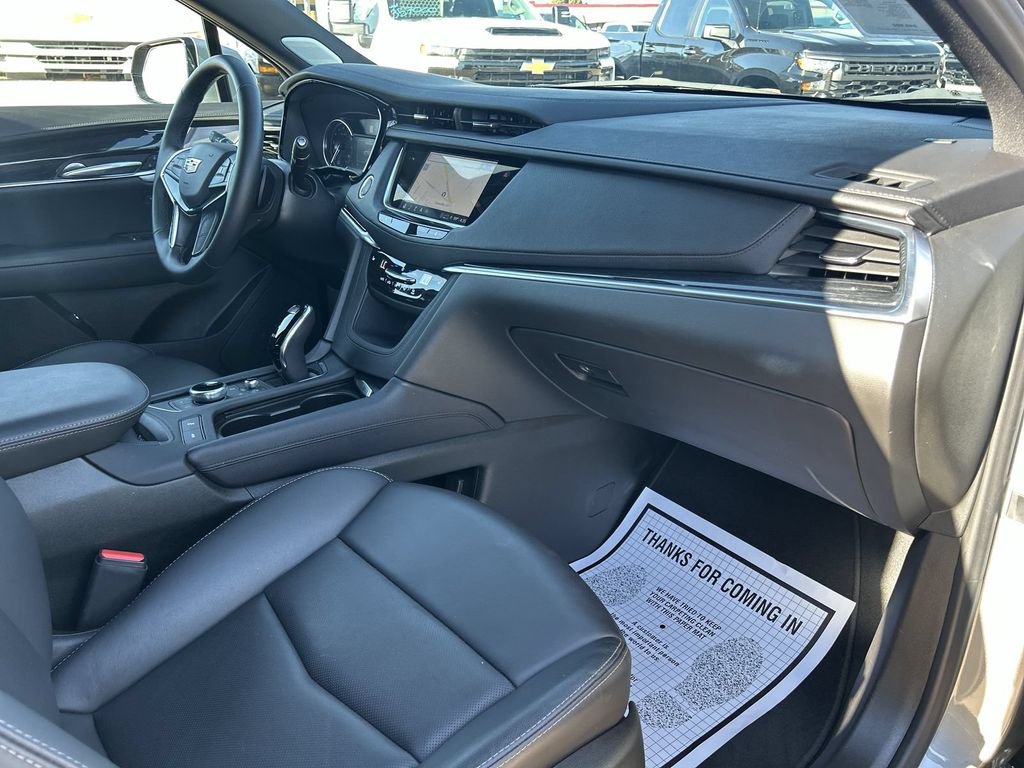 Certified 2025 Cadillac XT5 Premium Luxury AWD/4WD image 27