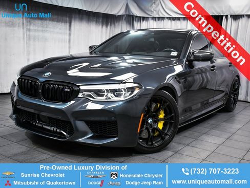 Used 2019 BMW M5 w/ Executive Package image 1