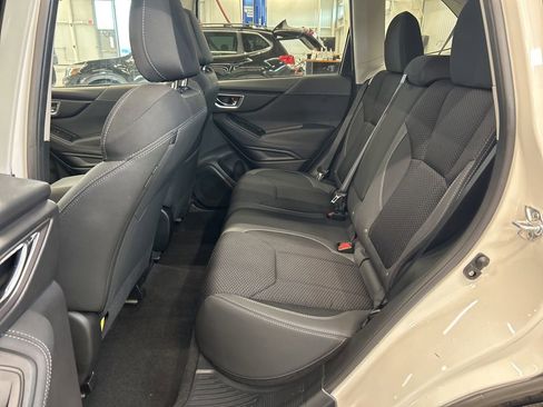 Certified 2024 Subaru Forester Premium AWD/4WD image 18