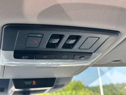 New 2026 Nissan Rogue Dark Armor AWD/4WD image 21