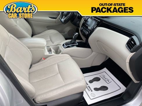 Used 2019 Nissan Rogue Sport SL w/ Premium Package image 16