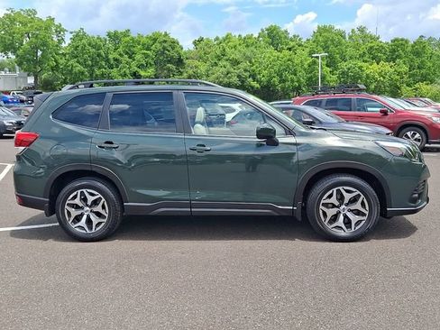 Certified 2024 Subaru Forester Premium AWD/4WD image 7