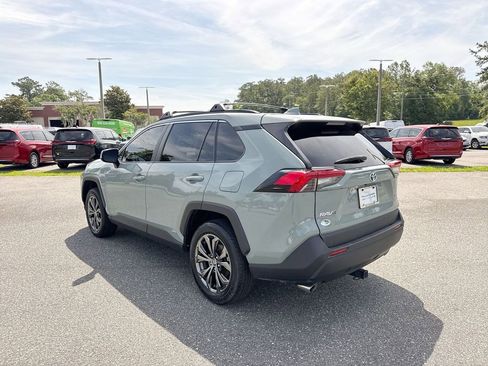 Used 2023 Toyota RAV4 XLE Premium AWD/4WD image 7