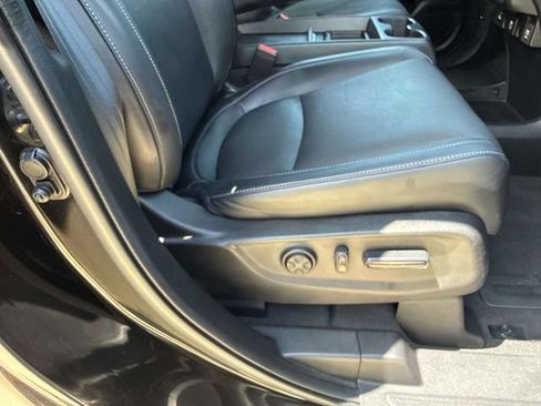 Used 2023 Honda Odyssey Touring image 11