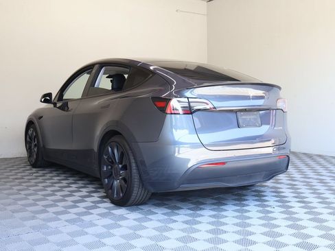 Used 2022 Tesla Model Y Performance AWD/4WD image 13