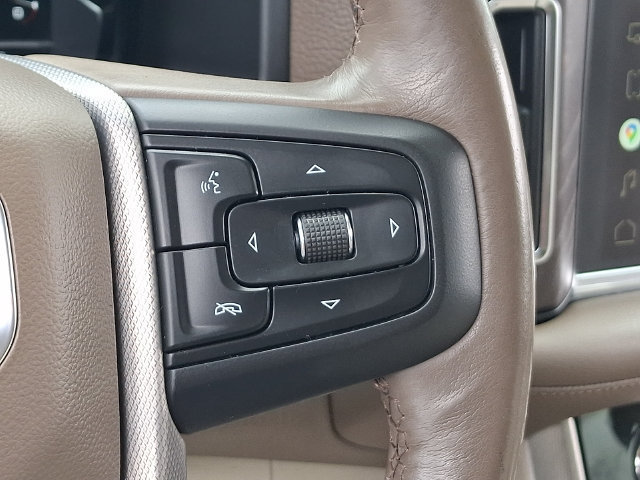 Used 2022 GMC Yukon XL Denali w/ Advanced Technology Package AWD/4WD image 11