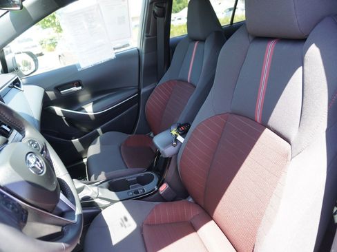 Used 2025 Toyota Corolla SE FWD image 20