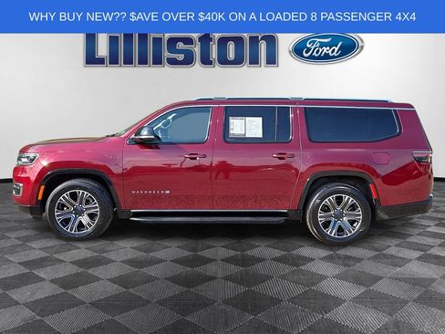 Used 2024 Jeep Wagoneer L Series II w/ Flexible Seating Group AWD/4WD image 7