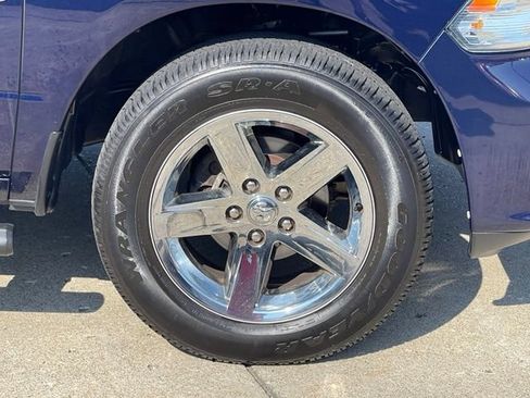 Used 2018 RAM 1500 Express AWD/4WD image 10
