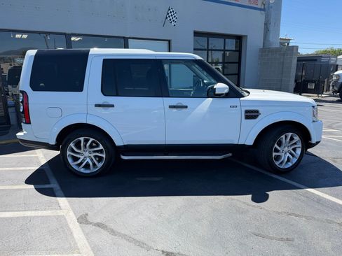Used 2016 Land Rover LR4 HSE AWD/4WD image 8