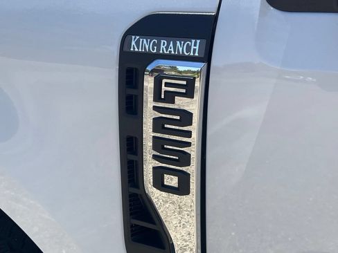 Used 2025 Ford F250 King Ranch w/ Chrome Package AWD/4WD image 11