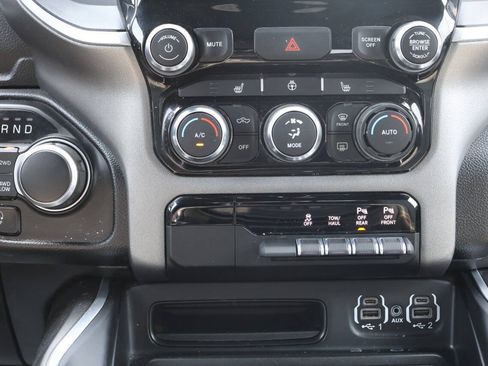Used 2022 RAM 1500 Big Horn AWD/4WD image 21