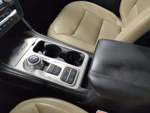 Used 2020 Ford Explorer 2WD image 26