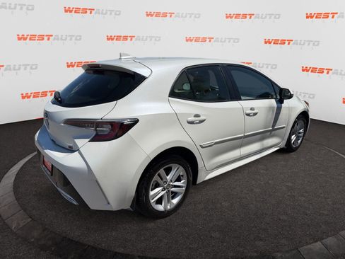 Used 2019 Toyota Corolla SE w/ SE Option Package FWD image 5