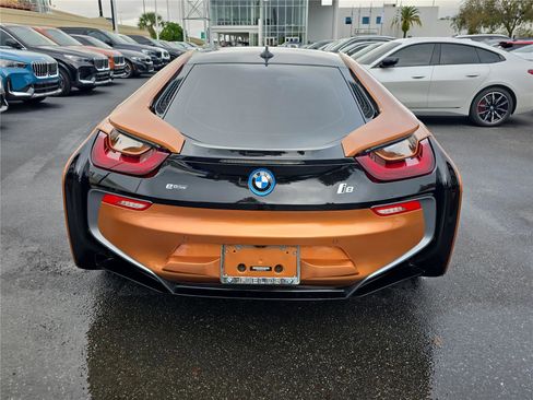 Used 2019 BMW i8 Coupe image 4