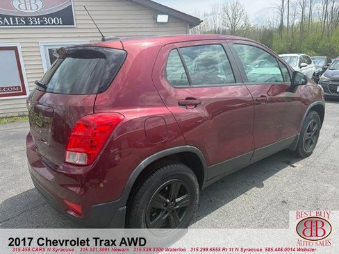 Used 2017 Chevrolet Trax LS w/ LPO, Protection Package AWD/4WD image 7