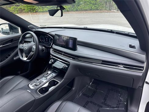 Certified 2025 INFINITI QX60 Luxe w/ Black Edition image 27