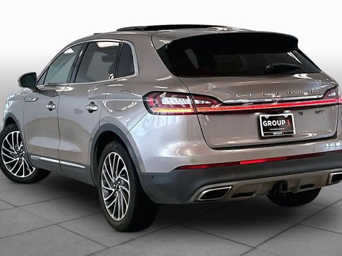 Used 2019 Lincoln Nautilus Reserve FWD image 11