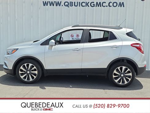 Used 2021 Buick Encore Preferred w/ Safety Package II FWD image 4