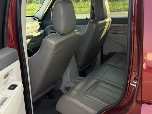 Used 2008 Jeep Liberty Sport RWD image 13