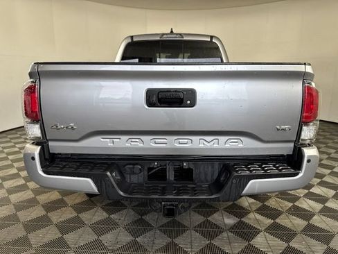 Used 2023 Toyota Tacoma Limited w/ Truck Exterior Package (TMS) AWD/4WD image 20