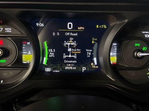 Used 2024 Jeep Wrangler Unlimited Rubicon 4xe AWD/4WD image 17