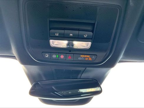 Used 2024 Chevrolet Blazer EV LT AWD/4WD image 18