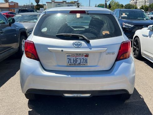 Used 2015 Toyota Yaris L FWD image 5