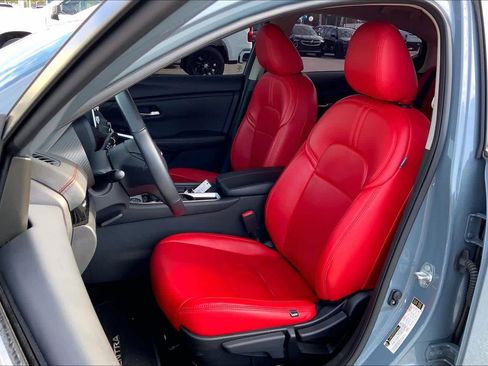 Used 2024 Nissan Sentra SR image 8