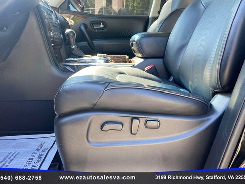 Used 2017 INFINITI QX80 4WD w/ Driver Assistance Package image 24