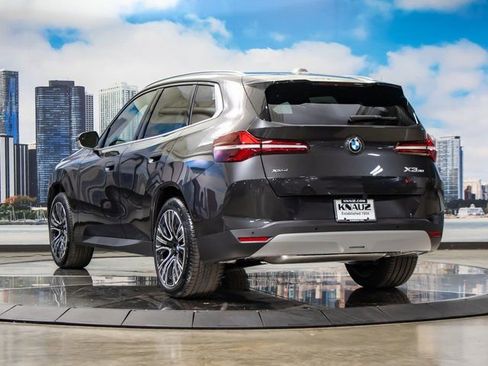 Used 2026 BMW X3 xDrive30 w/ Premium Package image 9