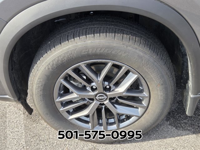 Used 2026 Nissan Rogue S FWD image 19