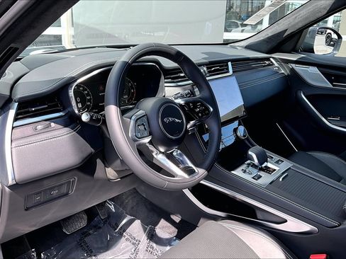 New 2026 Jaguar F-PACE R-Dynamic S AWD/4WD image 6