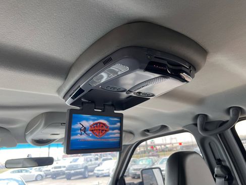 Used 2004 Ford F350 Lariat image 62