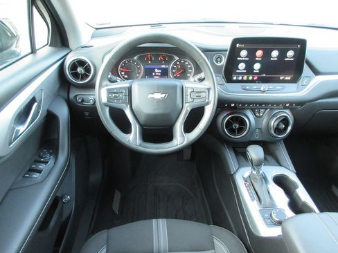 Used 2024 Chevrolet Blazer LT w/ Convenience Package FWD image 14