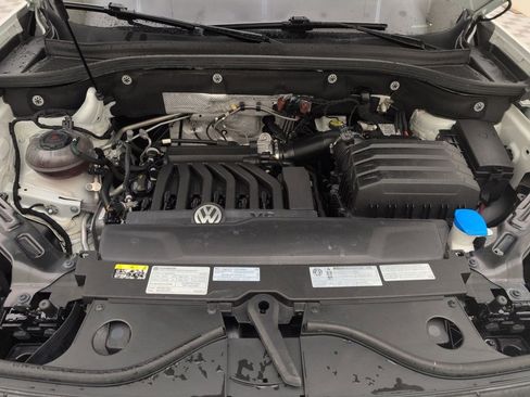 Used 2021 Volkswagen Atlas SEL AWD/4WD image 39