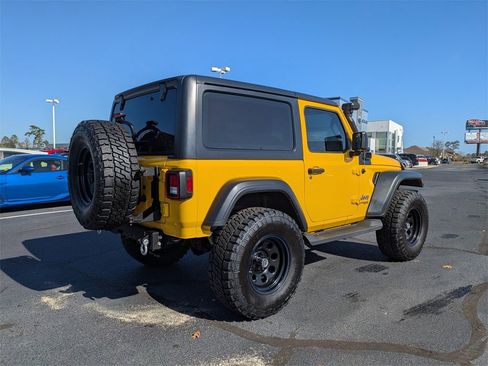 Used 2018 Jeep Wrangler Sport image 5