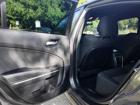 Used 2019 Dodge Charger Scat Pack RWD image 22