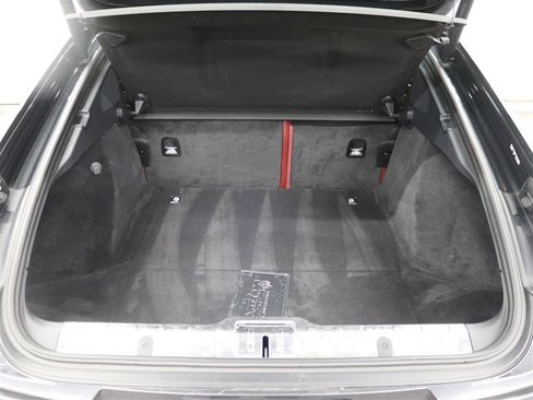 Used 2019 Porsche Panamera 4 image 6